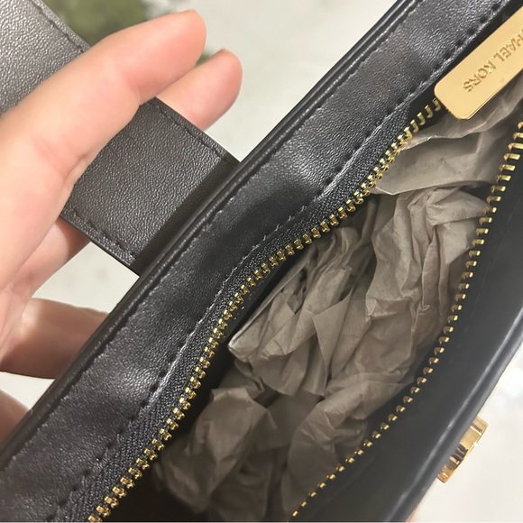 Michael Kors Black Gold Chain Shoulder Bag - Picture 5 of 7